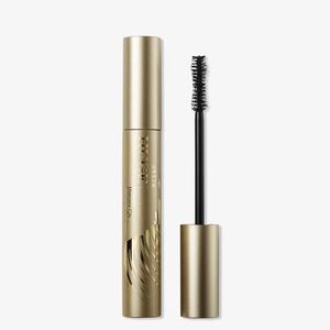 STILA Huge Extreme Lash Volumizing Mascara